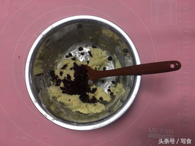 学会烘焙的好方法,做出来的曲奇饼干只酥不脆