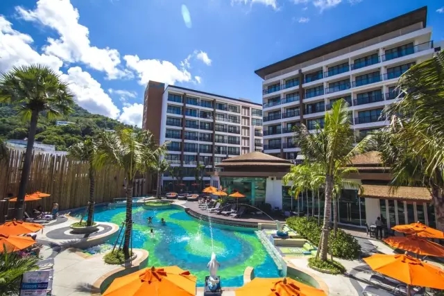 普吉岛适合亲子游的酒店,普吉岛订什么酒店