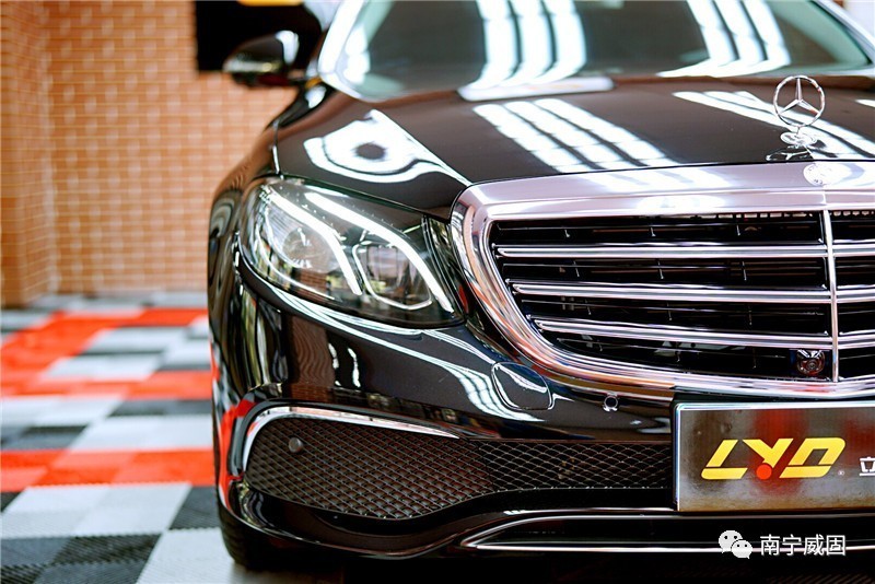 奔驰e300l新车贴膜,奔驰e300l贴太阳膜关注什么