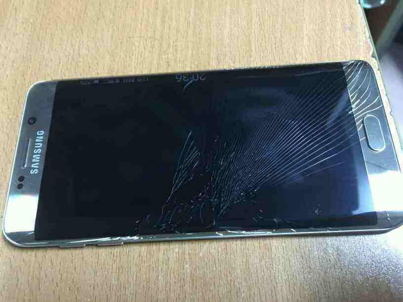 有几个品牌的手机是特容易碎屏的，我揭秘原因给你看及应对方法