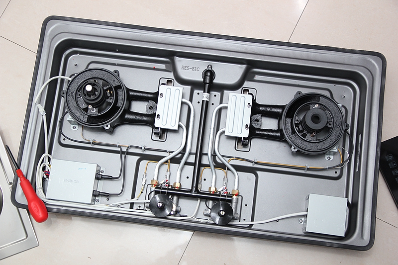 海尔燃气灶和统帅燃气灶哪个好,海尔统帅燃气灶的使用方法