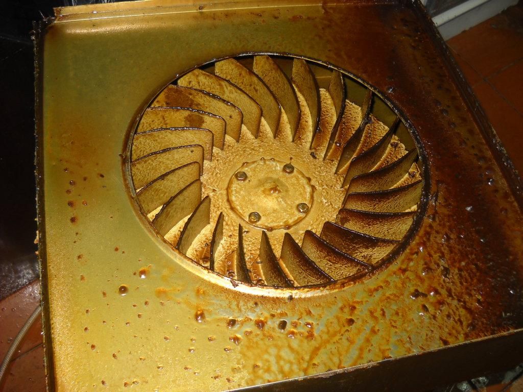 如何清除厨房油烟机重油污,厨房去油污最有效清除法