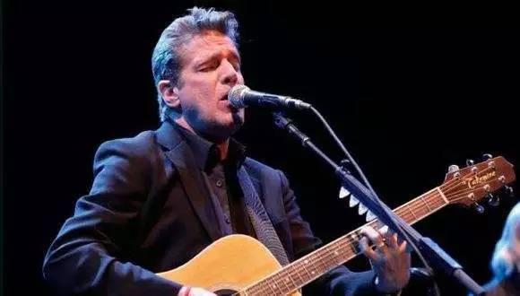 抱歉，他们再也不会唱歌了！致敬2016年逝去的歌手