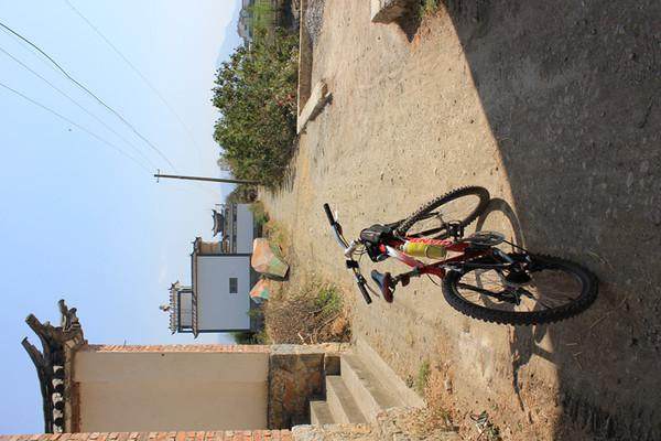 穷游云南1000元以内,穷游云南10天花费多少钱