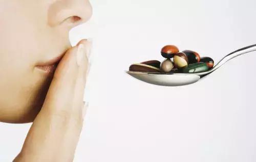 如果被查出有抑郁症还能上学吗,如果被医院诊断抑郁症有什么影响