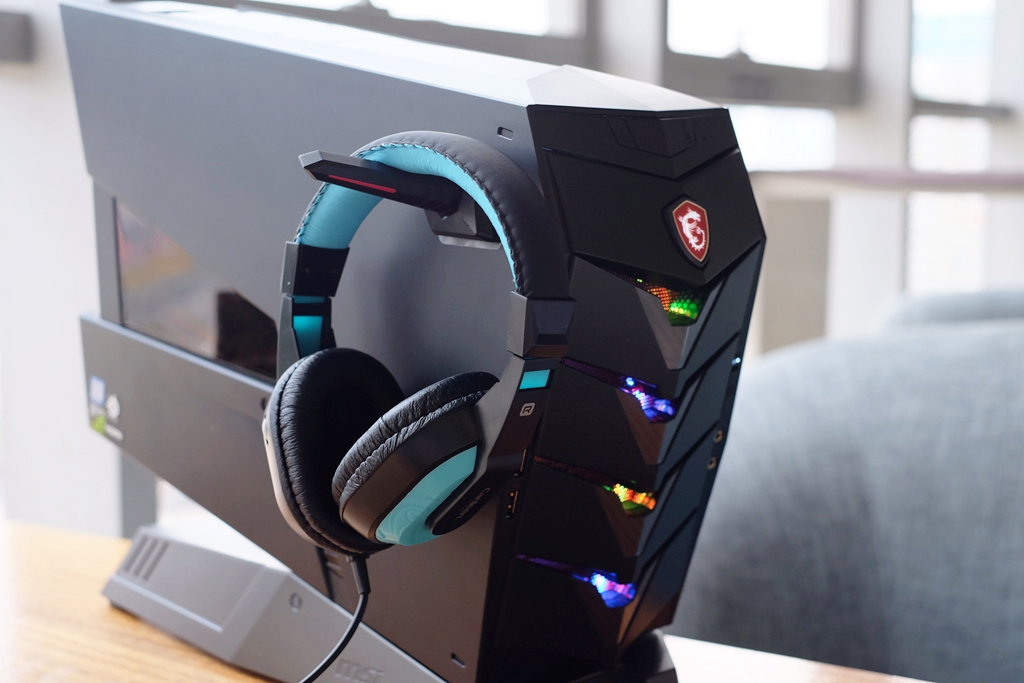 是谁？重头定义电竞主机，全面实测：宙斯盾3/Aegis3