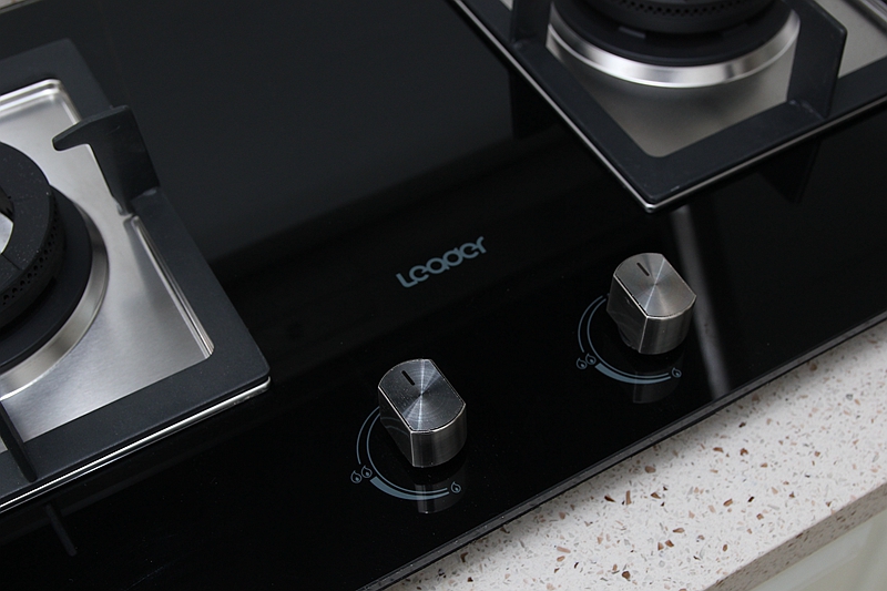 海尔燃气灶和统帅燃气灶哪个好,海尔统帅燃气灶的使用方法