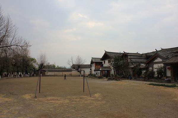 穷游云南1000元以内,穷游云南10天花费多少钱