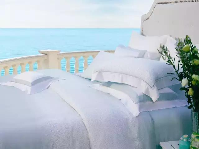 怎么区分纯棉还是化纤,怎么区分纯棉还是化纤衣服