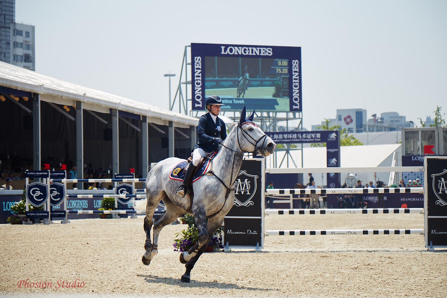 Phosion带你邂逅你的男神女神上海浪琴环球马术冠军赛