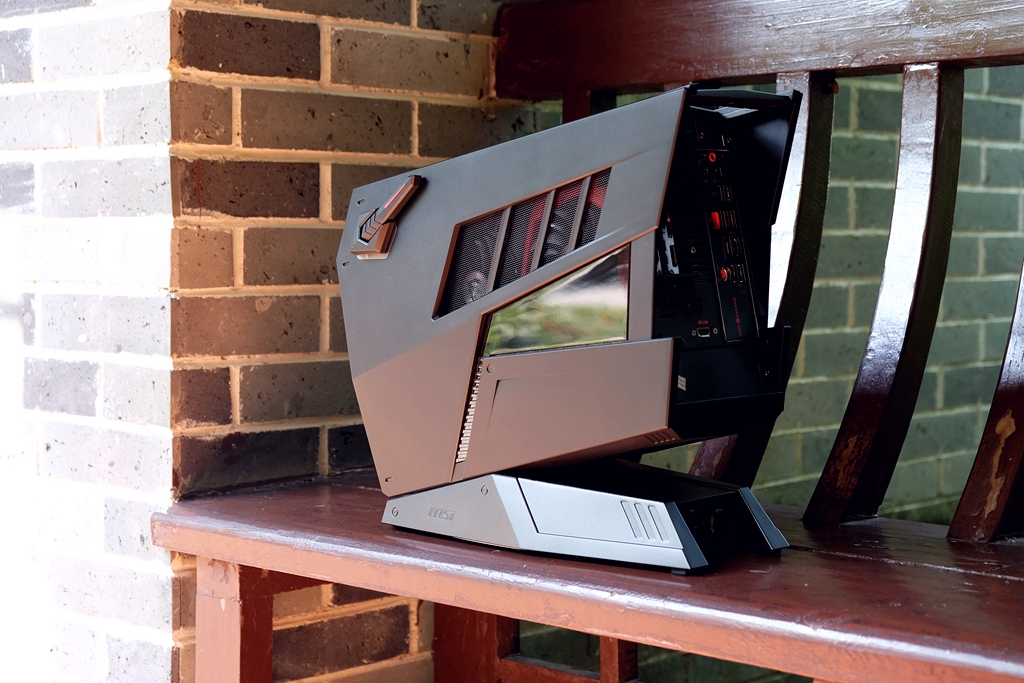 是谁？重头定义电竞主机，全面实测：宙斯盾3/Aegis3