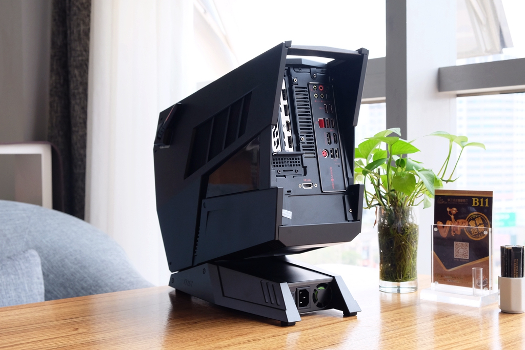 是谁？重头定义电竞主机，全面实测：宙斯盾3/Aegis3