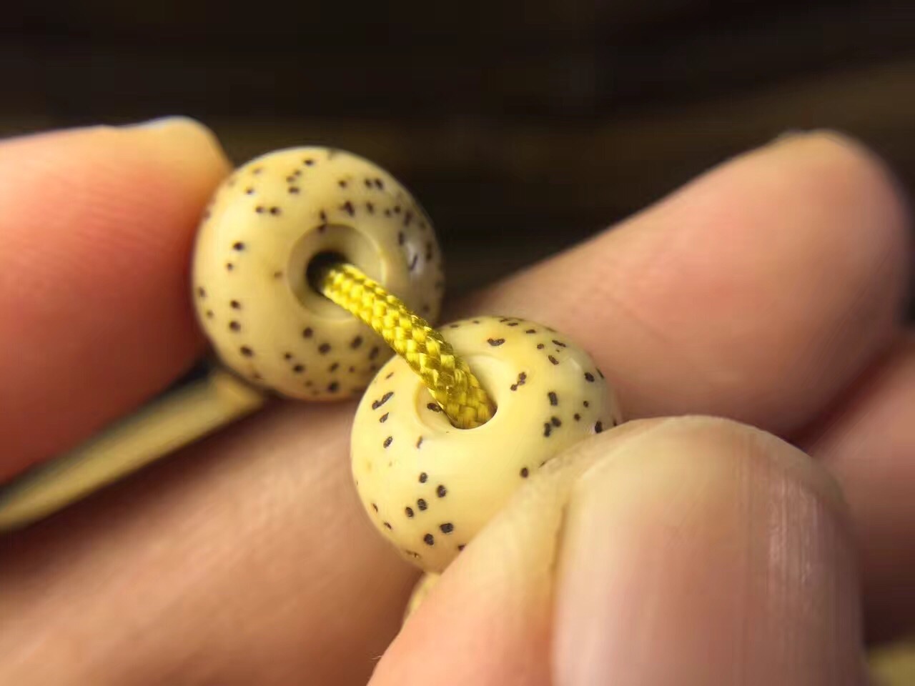 星月菩提陈籽玉化效果图,星月菩提陈籽为什么手感很干