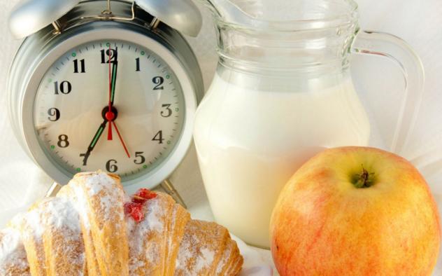 喝牛奶有哪些小窍门我来告诉你,告诉你5个最适合喝牛奶的时间段