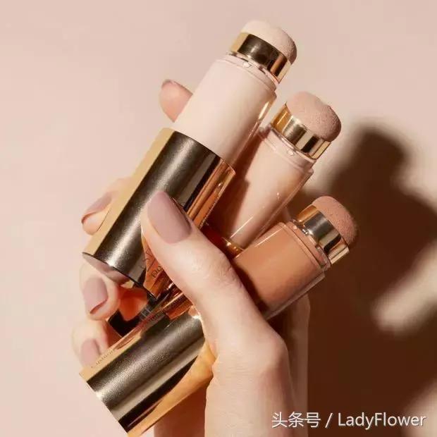 底妆怎么化比较贴,怎样选择适合自己的底妆