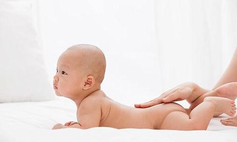 婴儿红屁股擦药膏,婴儿总是红屁股用什么药膏好