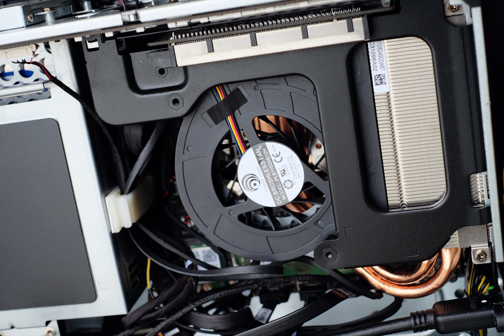 是谁？重头定义电竞主机，全面实测：宙斯盾3/Aegis3