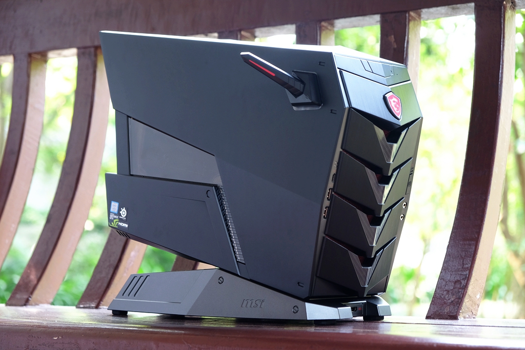 是谁？重头定义电竞主机，全面实测：宙斯盾3/Aegis3