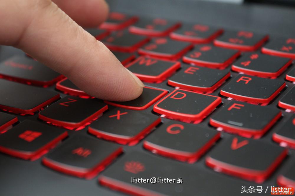 pcie固态硬盘玩游戏,联想拯救者r720换什么固态硬盘好