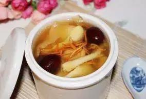 南粤动态｜东莞的亲们，周末陪母亲去樟木头三正半山酒店过节吧！