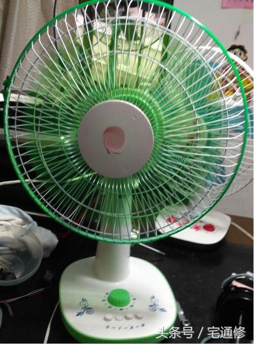 小台扇通电不转怎么办,台扇通电后不能转动的维修