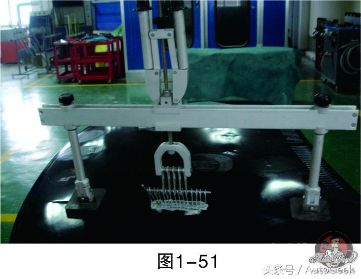 汽车发动机盖钣金凹陷修复,汽车引擎盖钣金修复视频教程