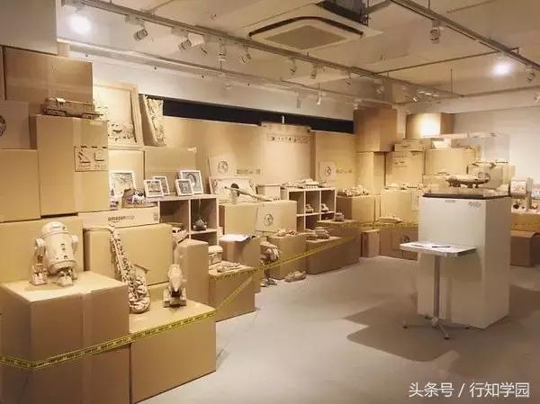 看了这个日本妹子爆改的快递盒，发现这些年的快递都白拆了！