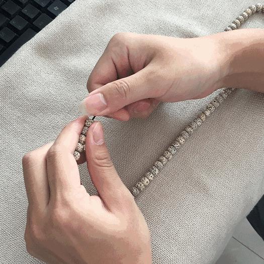 星月菩提正确的盘玩方法,星月菩提的正确盘玩方法如下