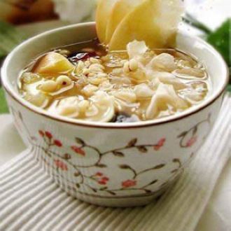 女人内分泌失调长斑食疗怎么调理,怎么改善内分泌失调的食疗方法