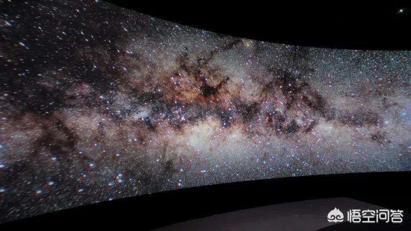 给你们讲个神奇的、真实的、同性相吸的事件！