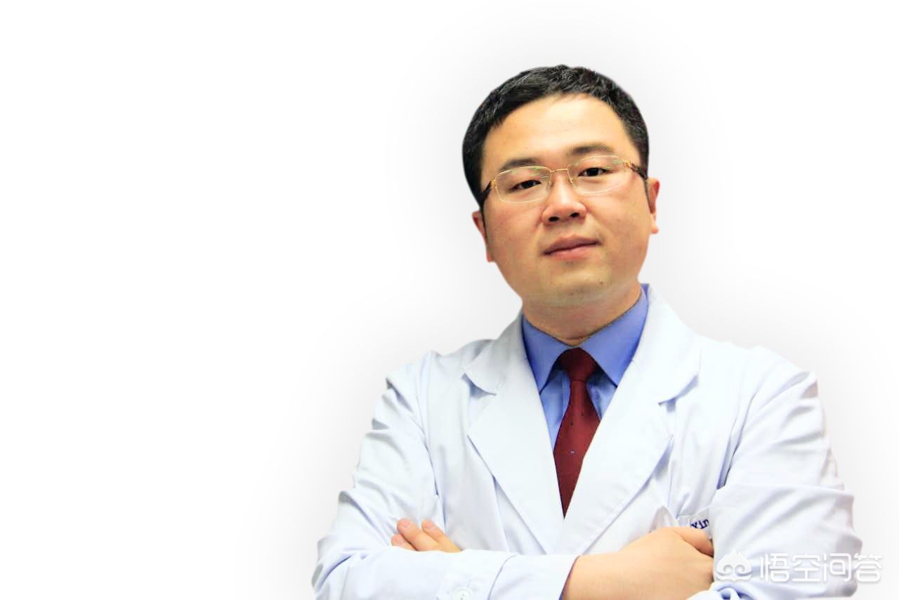 膝关节痛上下楼梯痛教你一招缓解,走平路时膝关节疼痛是什么原因