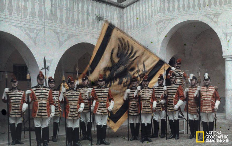 100年前的相片,100年前的彩色照片让人惊叹