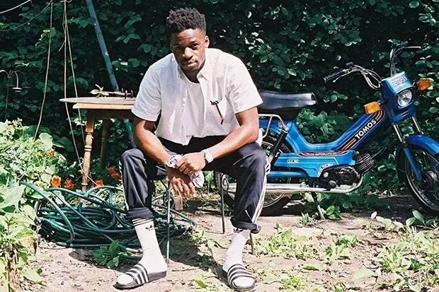 便宜又好看的潮鞋拖鞋,今年最潮的鞋夏季拖鞋