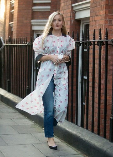 蝴蝶袖手臂不锻炼怎么瘦,蝴蝶袖能彻底消除么