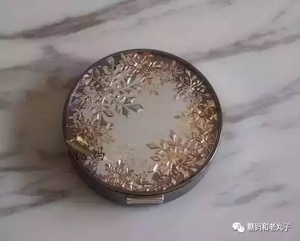 粉饼遮瑕持久不脱妆第一名轻薄,夏天用什么平价粉饼好啊