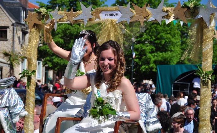 法国0距离｜深谷幽兰：一个属于花朵的法国五一节