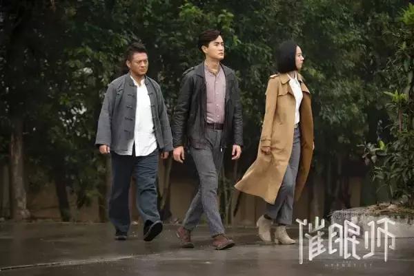 这个星二代好不容易演个男主角，却在第二集就死了，后面该怎么演