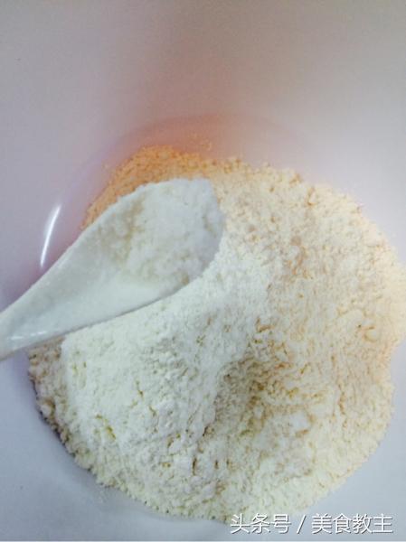 油酥和面炸油条,炸脆皮油条凉水和面