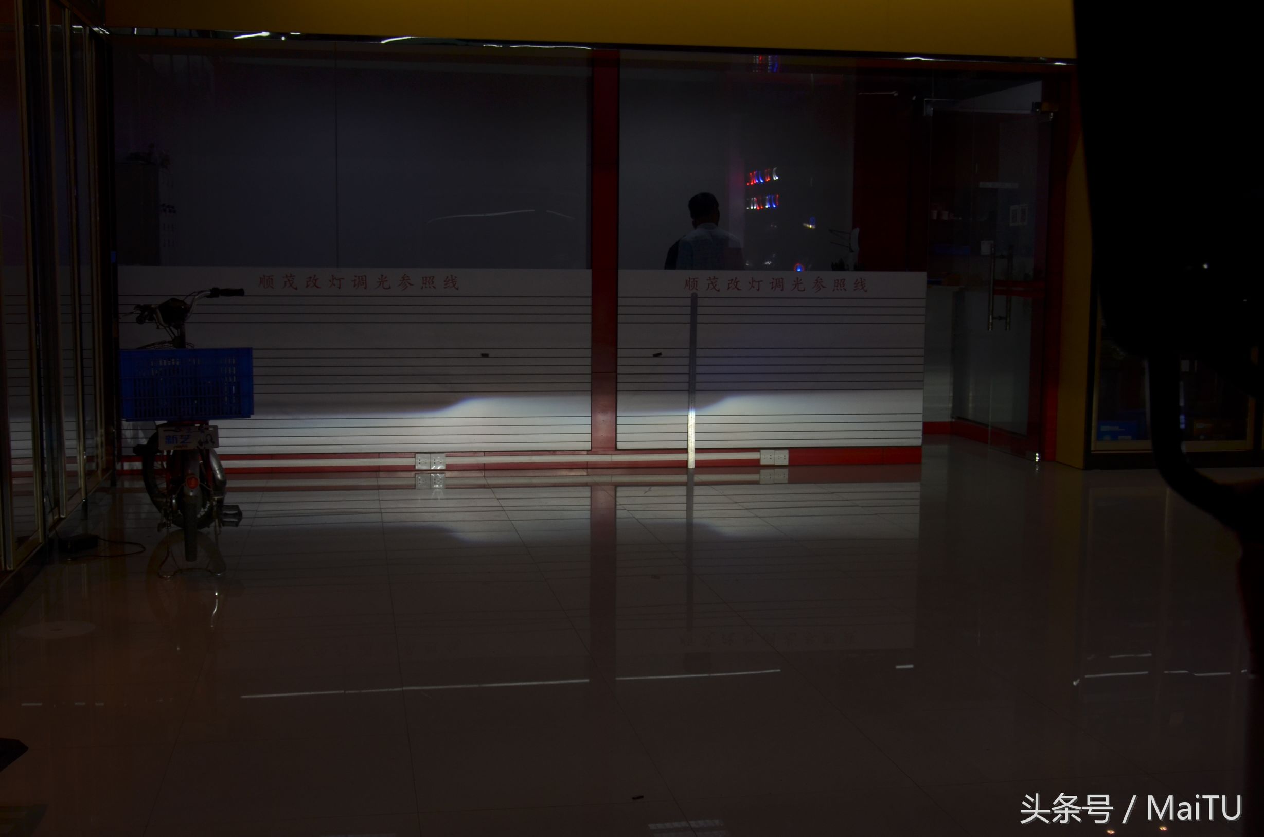 很多老司机都说货车的灯光会害死人，那是他们因为没有按套路来搞