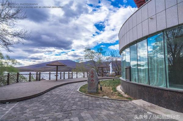 镜泊胜景，这是*小平邓**曾经住过的镜泊湖宾馆