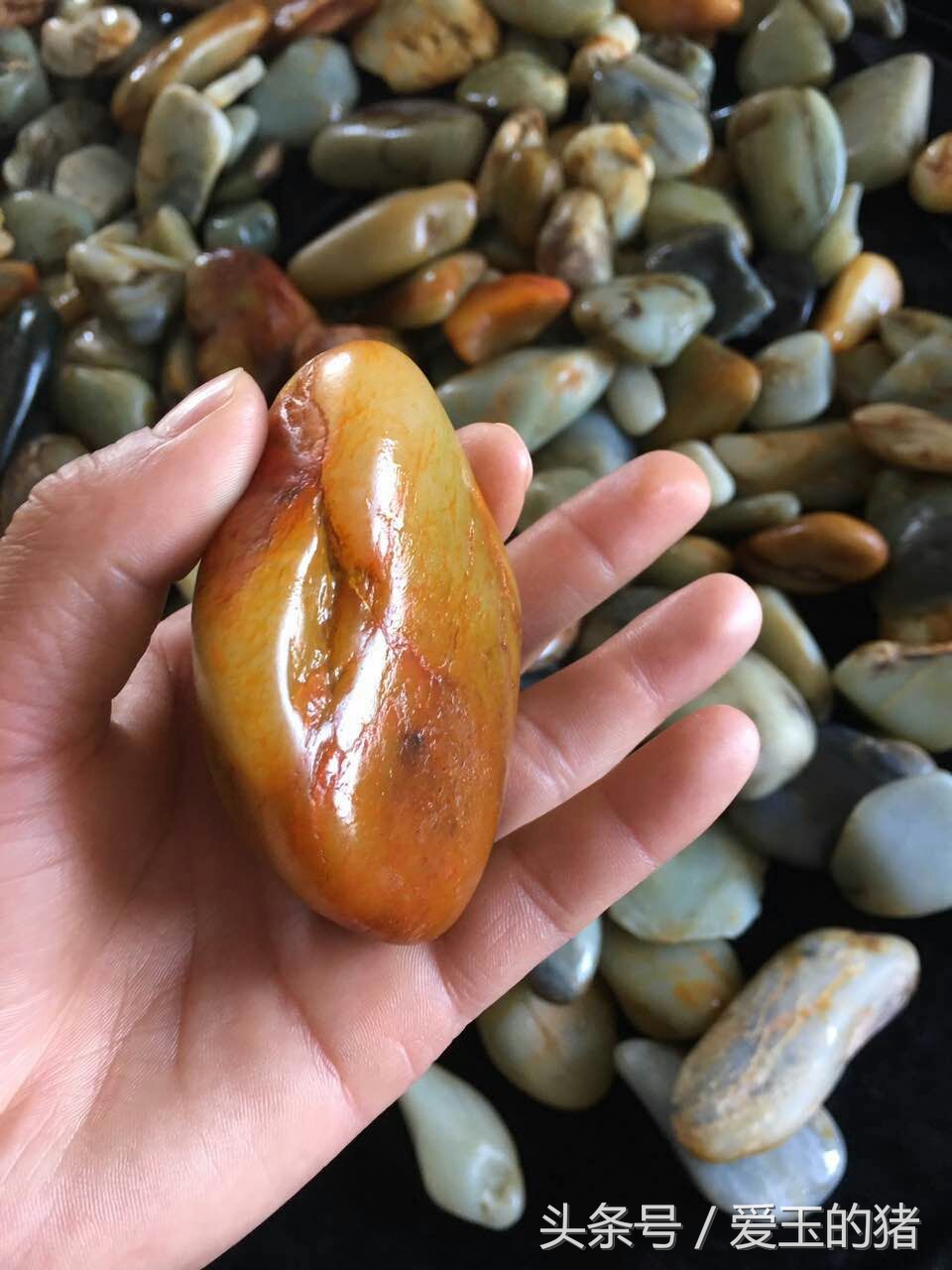 玉戴着戴着有杂质了,玉戴着戴着就没了