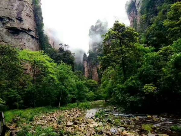 张家界下雨旅游攻略,张家界下雨天旅游