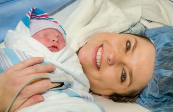 顺产和剖腹产坐月子关注事项,宝宝不够月顺产