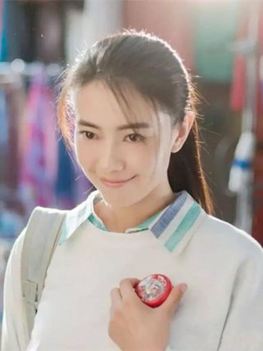 扎马尾前面的碎发怎么弄,扎高马尾额前碎发怎么处理