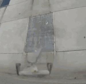 升降椅一秒变*弹炸**！你还敢坐吗？