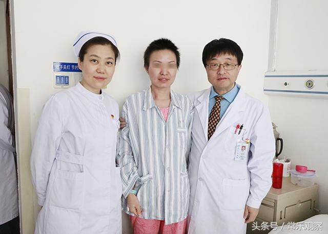 宫颈癌晚期患者的分泌物传染吗,宫颈癌晚期患者身上特有气味