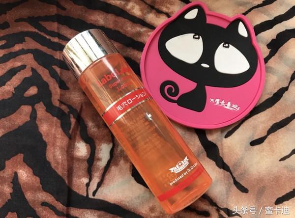 护肤最重要需要哪些护肤品,护肤最应该保湿还是美白