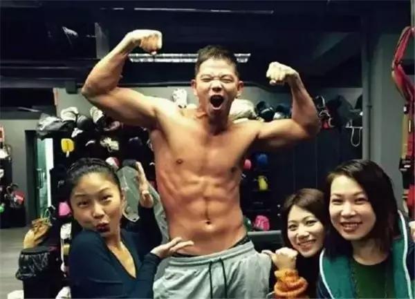 喜剧之王洪爷,喜剧之王洪爷广东话