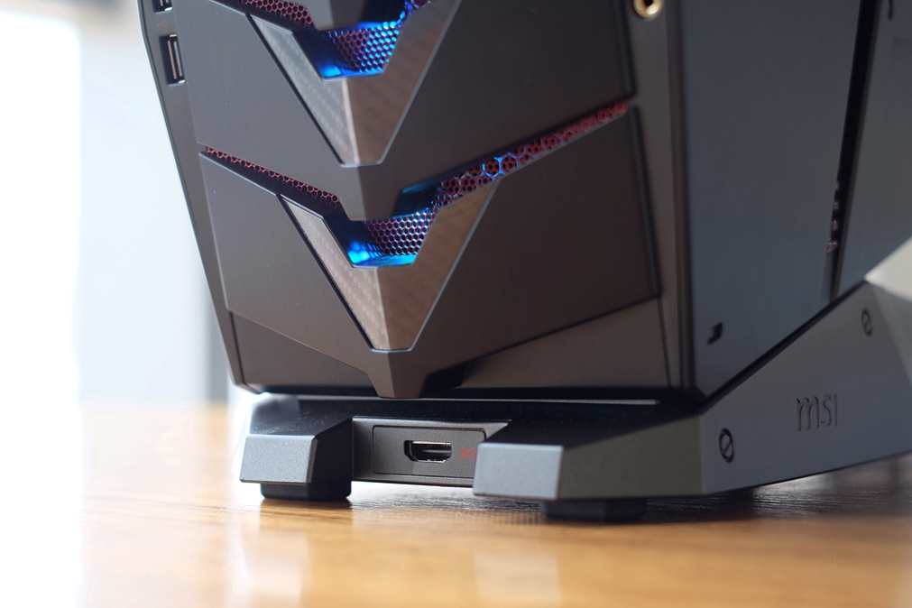 是谁？重头定义电竞主机，全面实测：宙斯盾3/Aegis3