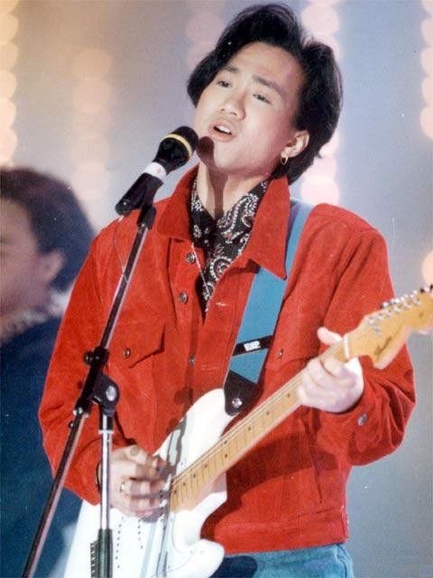 黄家驹谈海阔天空这首歌的由来,黄家驹唱海阔天空开始说的什么